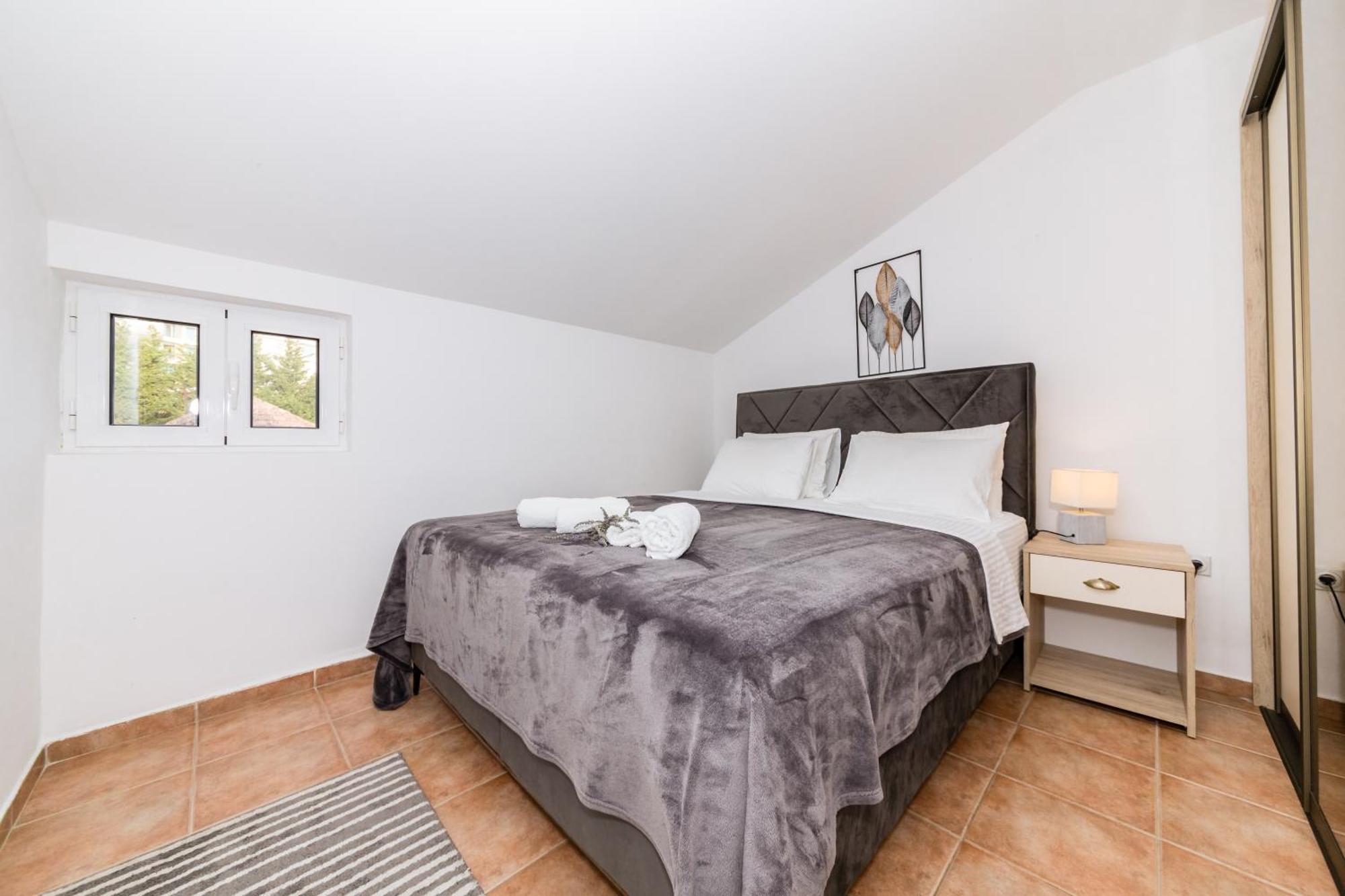 Apartments Batricevic ヘルツェグ・ノヴィ エクステリア 写真